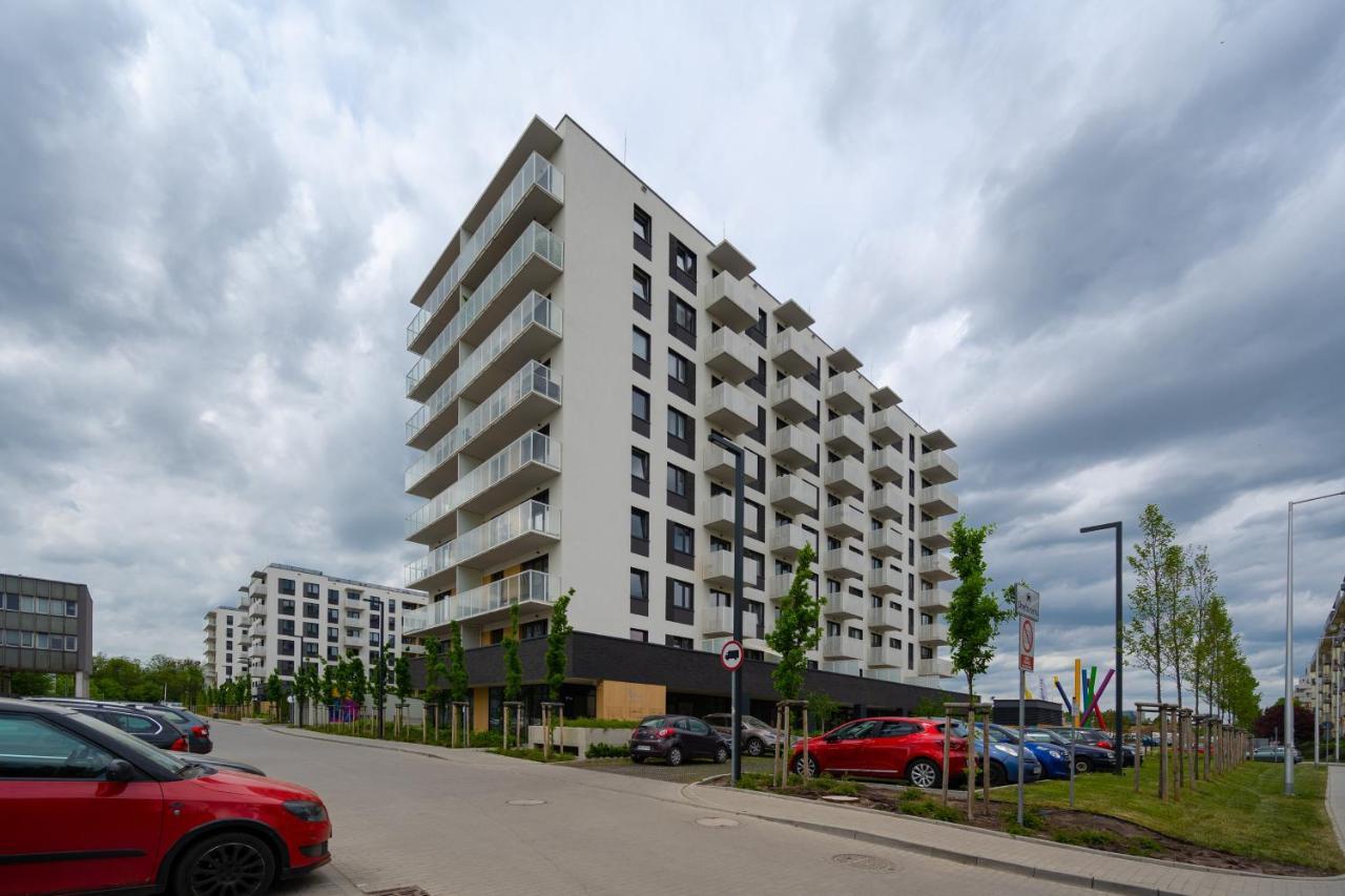 Miedziana 6 & 18 Apartment With Free Garage Wroclaw By Renters Exterior foto