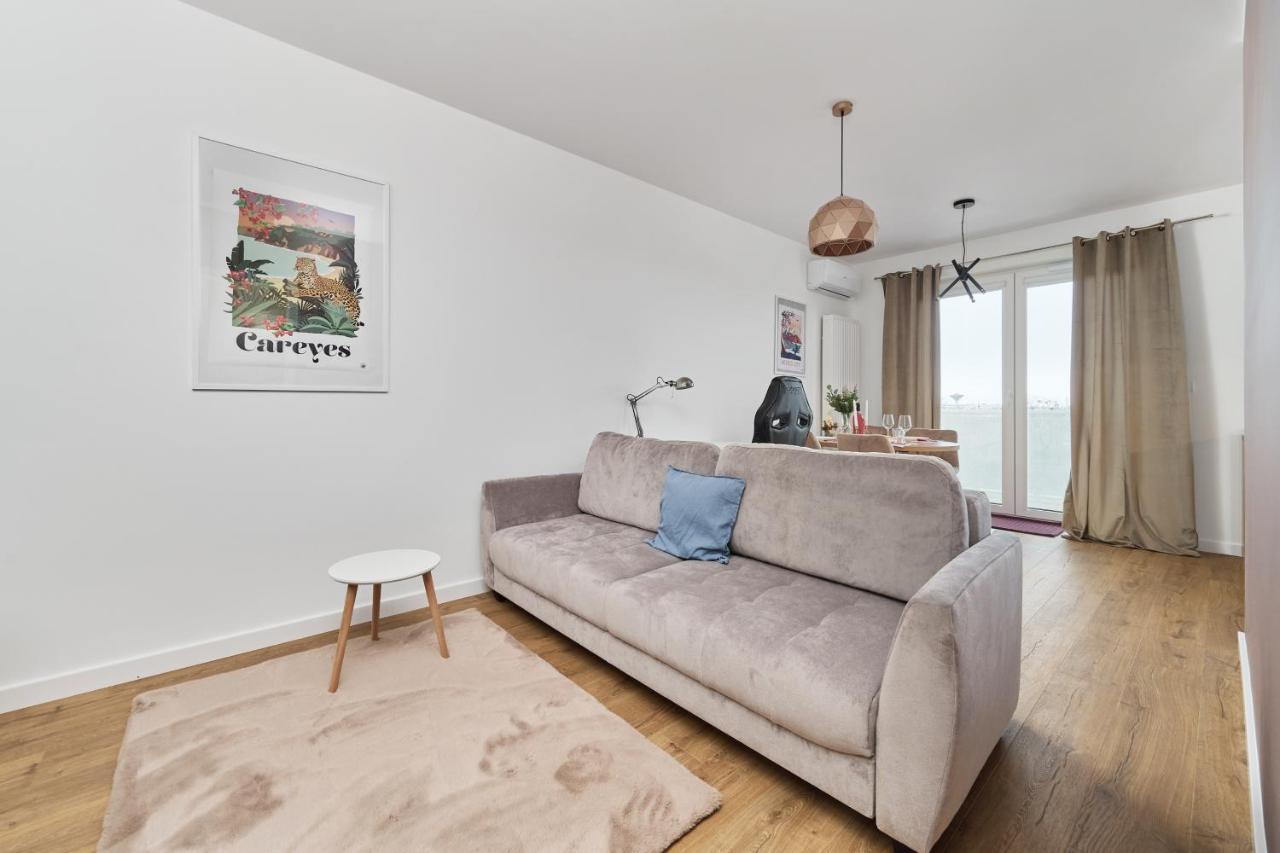 Miedziana 6 & 18 Apartment With Free Garage Wroclaw By Renters Exterior foto